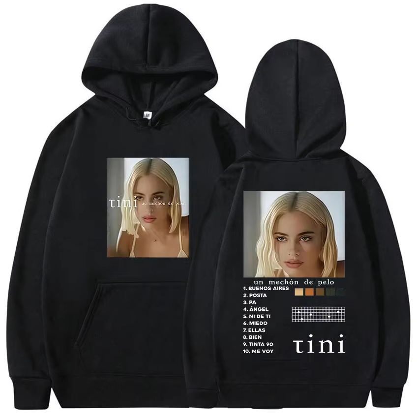 Penyanyi Tini Stoessel Tour Al - Winter Clothing Drawing ulasan dan harga